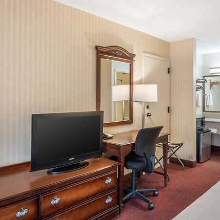 Quality Inn Gettysburg Battlefield Bagian luar foto